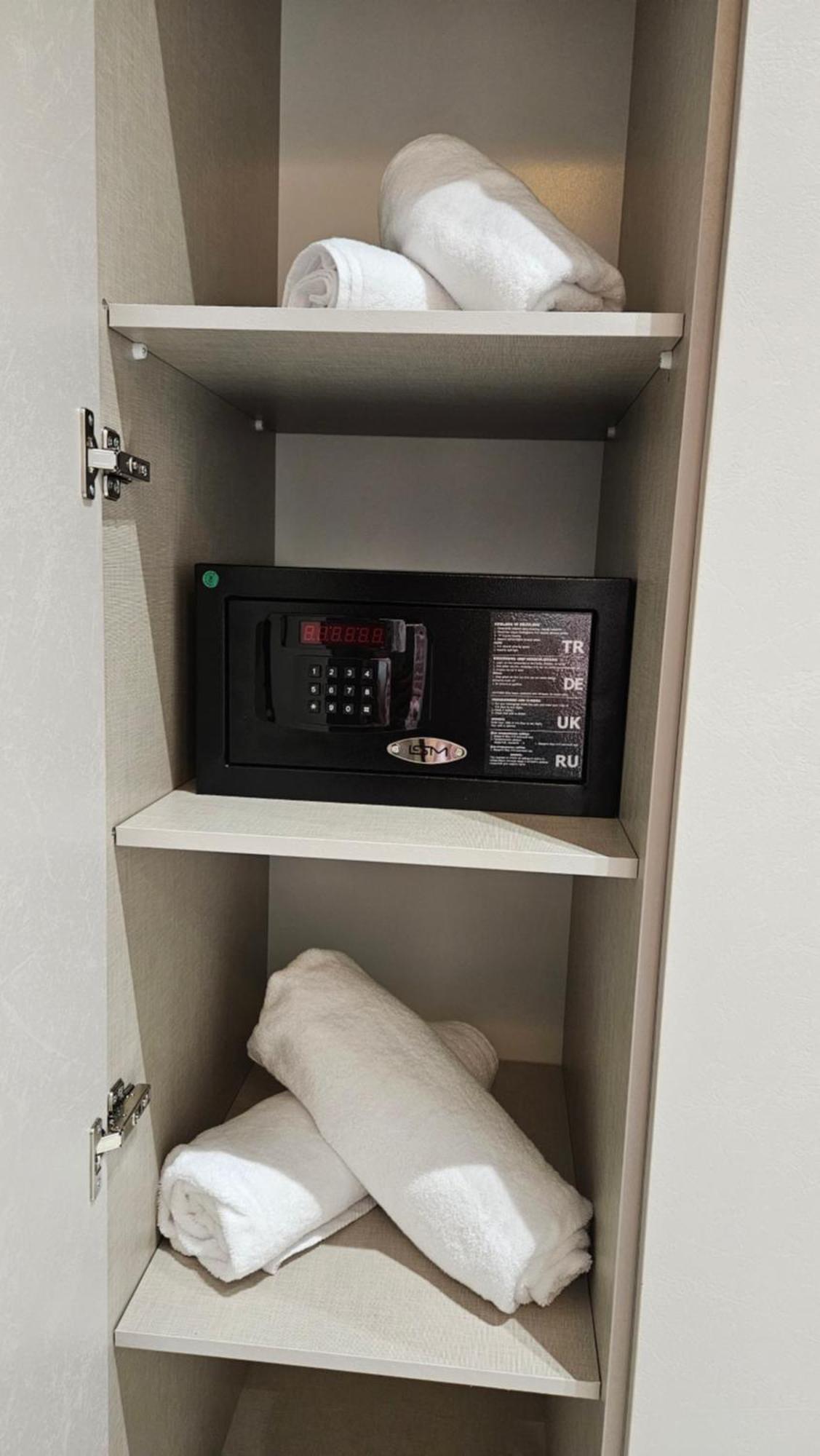שקודר The Roots Boutique Hotel מראה חיצוני תמונה